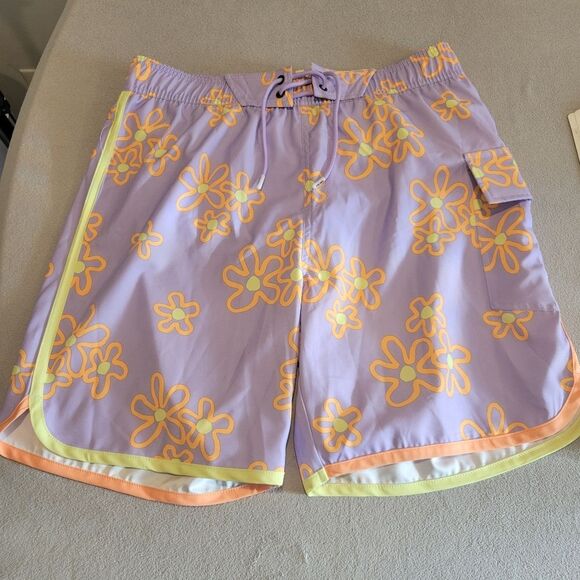 Sovereign Code Purple Flower Swim Bottom Short Men Size Medium - Picture 2 of 9